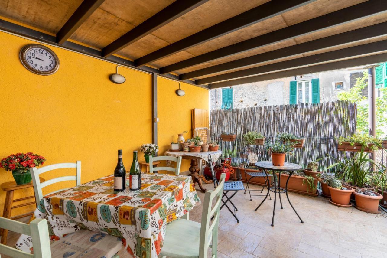 Agriturismo Il Vecchio Mulino Terzorio Buitenkant foto