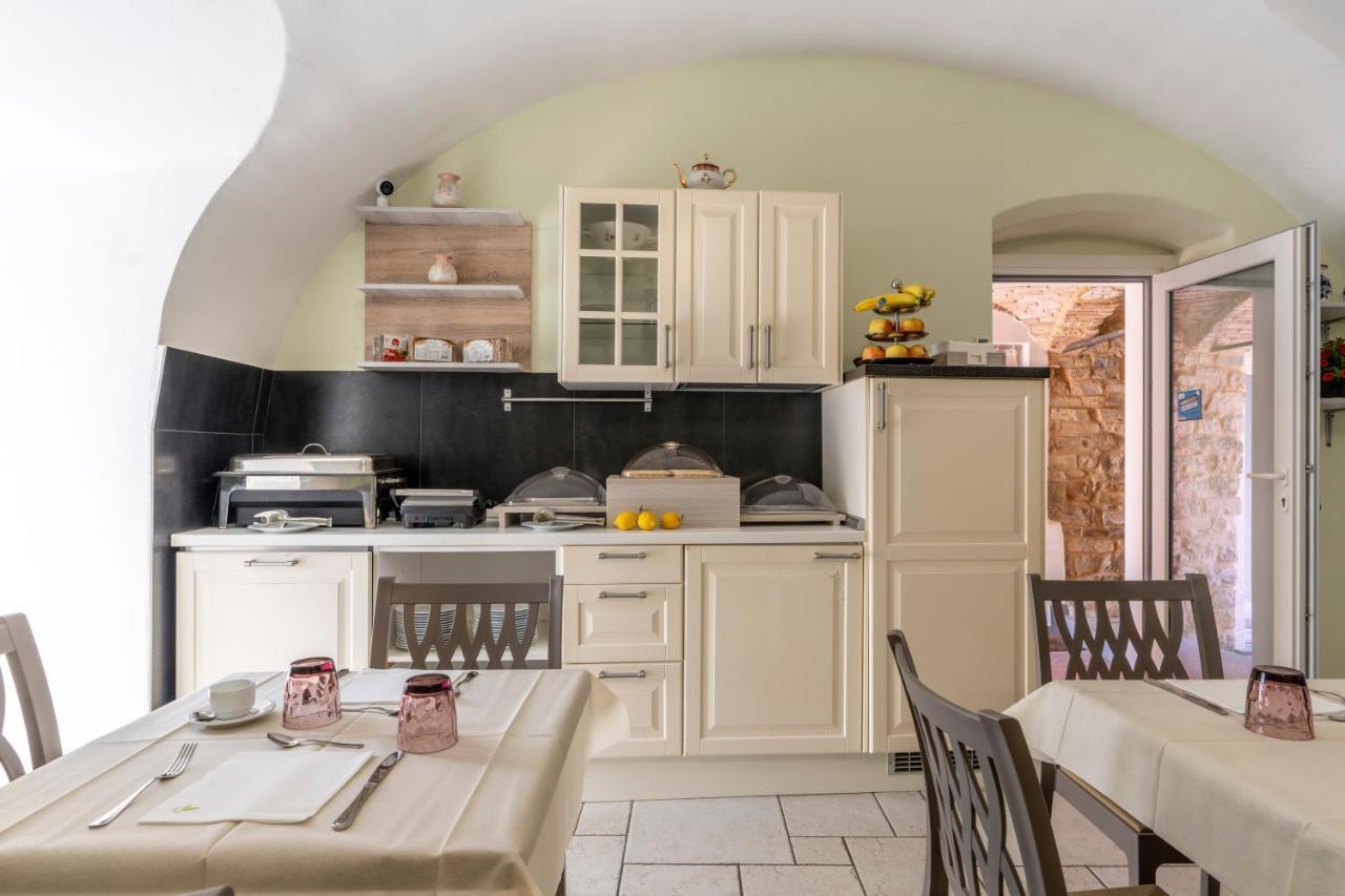 Agriturismo Il Vecchio Mulino Terzorio Buitenkant foto
